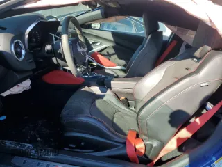 2021 Chevrolet Camaro ZL1 with VIN 1G1FK1R68M0122802, listed as a Copart auction lot 88266485 with 23,731 mi miles and Salvage Title. Bid and sale history available at carsss.com. Image 7.