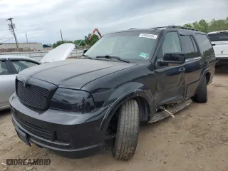 2005 Lincoln Navigator Luxury with VIN 5LMFU28565LJ12486, listed as a Copart auction lot 73629544 with 151,812 mi miles and Salvage Title. Bid and sale history available at carsss.com. Image 1.