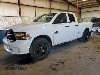 2021 Ram 1500 Tradesman z VIN 1C6RR7FG2MS574580, wystawiony jako Copart lot #84800634 z przebiegiem 33 134 mil mil oraz Szkoda całkowita • Salvage title. Historia ofert i sprzedaży dostępna na DreamBid. Obrazek 1.