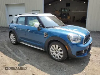 2017 MINI Countryman Cooper S with VIN WMZYT5C37H3B67384, listed as a Copart auction lot 66779114 with 0 mi miles and Salvage Title. Bid and sale history available at carsss.com. Image 4.