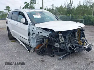 2019 Jeep Grand Cherokee SRT with VIN 1C4RJFDJ5KC679257, listed as a IAAI auction lot 40597644 with Not provided miles and . Bid and sale history available at DreamBid. Image 1.