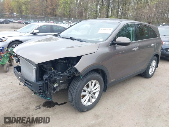 2019 Kia Sorento LX with VIN 5XYPGDA30KG559460, listed as a IAAI auction lot 42006148 with 102,193 mi miles. Bid and sale history available at carsss.com. Image 18.