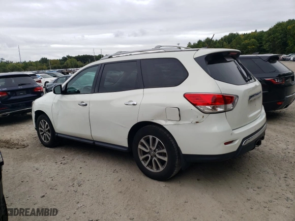 2014 Nissan Pathfinder S with VIN 5N1AR2MM4EC705596, listed as a Copart auction lot 72656534 with 57,357 mi miles and Clean Title. Bid and sale history available at carsss.com. Image 2.