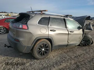 2019 Jeep Cherokee Latitude с VIN 1C4PJLCX1KD131651, выставлен на аукционе Copart как лот 87386804 с пробегом Не указан миль и Списание • Salvage title. История ставок и продаж доступна на DreamBid. Изображение 3.