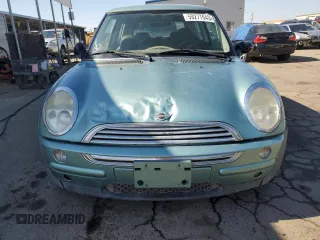 2002 MINI Hardtop with VIN WMWRC33422TE13196, listed as a Copart auction lot 59277643 with 80,501 mi miles and Non Repairable. Bid and sale history available at DreamBid. Image 5.