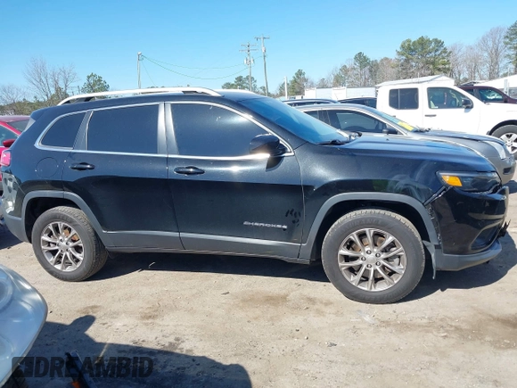 2019 Jeep Cherokee Latitude Plus с VIN 1C4PJMLX0KD233514, выставлен на аукционе IAAI как лот 41758401 с пробегом 99 035 миль миль и . История ставок и продаж доступна на DreamBid. Изображение 13.