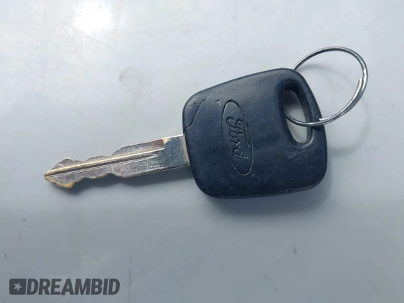 2000 Ford Explorer XLT с VIN 1FMDU73E8YZB25725, выставлен на аукционе IAAI как лот 42301572 с пробегом 213 805 миль миль и . История ставок и продаж доступна на DreamBid. Изображение 11.