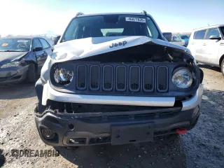 2015 Jeep Renegade Trailhawk with VIN ZACCJBCT0FPB56244, listed as a Copart auction lot 46077635 with 98,455 mi miles and Salvage Title. Bid and sale history available at DreamBid. Image 5.