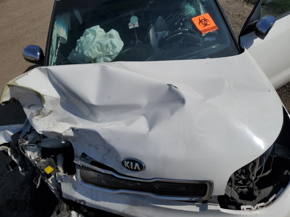2015 Kia Soul + with VIN KNDJX3A5XF7207426, listed as a Copart auction lot 54575625 with 83,561 mi miles and Salvage Title. Bid and sale history available at DreamBid. Image 12.