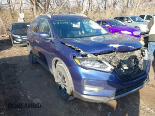 2017 Nissan Rogue SL z VIN JN8AT2MV0HW284837, wystawiony jako IAAI lot #41137097 z przebiegiem 178 763 mil mil oraz . Historia ofert i sprzedaży dostępna na DreamBid. Obrazek 1.
