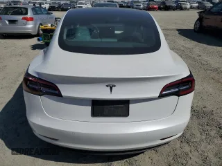 2020 Tesla Model 3 Standard Range Plus z VIN 5YJ3E1EA5LF741093, wystawiony jako Copart lot #52891695 z przebiegiem 59 168 mil mil oraz Szkoda całkowita • Salvage title. Historia ofert i sprzedaży dostępna na DreamBid. Obrazek 6.