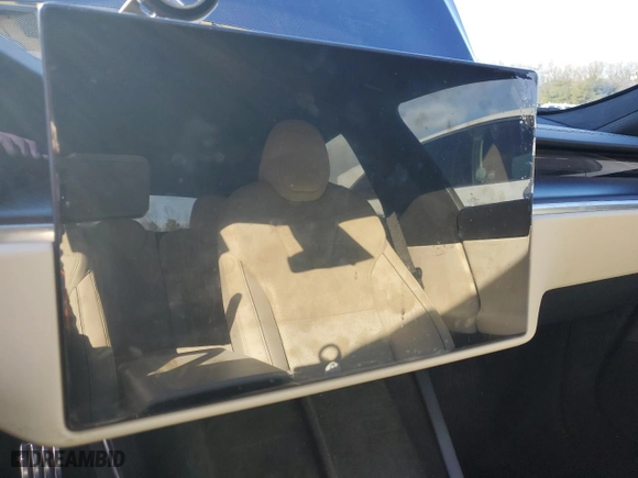 2022 Tesla Model S Plaid with VIN 5YJSA1E66NF462693, listed as a Copart auction lot 45350985 with 0 mi miles and Salvage Title. Bid and sale history available at carsss.com. Image 9.