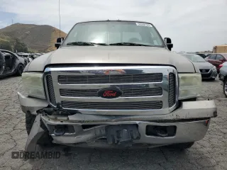 2006 Ford F-250 XL with VIN 1FTSX20566EA53924, listed as a Copart auction lot 56598195 with 237,387 mi miles and Salvage title. Bid and sale history available at DreamBid. Image 5.