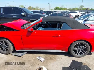2019 Ford Mustang EcoBoost с VIN 1FATP8UH4K5121164, выставлен на аукционе IAAI как лот 41871025 с пробегом 111 282 миль миль и . История ставок и продаж доступна на DreamBid. Изображение 14.