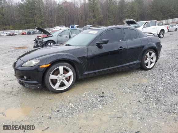 2004 Mazda RX-8 with VIN JM1FE173740121163, listed as a Copart auction lot 84343154 with 192,221 mi miles and Clean Title. Bid and sale history available at carsss.com. Image 1.