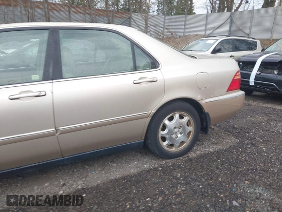 1999 Acura RL with VIN JH4KA9658XC007198, listed as a IAAI auction lot 42112631 with 92,166 mi miles. Bid and sale history available at carsss.com. Image 14.