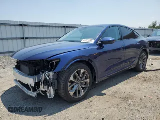 2021 Audi e-tron Sportback S line Premium Plus z VIN WA12AAGE9MB037226, wystawiony jako Copart lot #62522814 z przebiegiem 28 028 mil mil oraz Szkody całkowita. Historia ofert i sprzedaży dostępna na DreamBid. Obrazek 1.