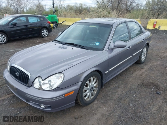 2005 Hyundai Sonata GLS with VIN KMHWF35H25A167370, listed as a IAAI auction lot 42049409 with 65,928 mi miles. Bid and sale history available at carsss.com. Image 2.