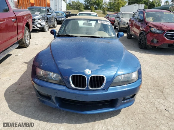 2001 BMW Z3 2.5i with VIN WBACN33421LM01058, listed as a Copart auction lot 69644504 with 31,198 mi miles and Salvage Title. Bid and sale history available at carsss.com. Image 5.