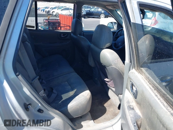 2004 Hyundai Santa Fe GLS with VIN KM8SC13E74U711329, listed as a IAAI auction lot 41814704 with 1 mi miles. Bid and sale history available at carsss.com. Image 8.