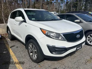 2014 Kia Sportage LX with VIN KNDPBCAC1E7575063, listed as a IAAI auction lot 41821546 with 161,194 mi miles and . Bid and sale history available at carsss.com. Image 1.