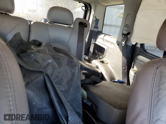 2004 Ford Explorer z VIN 1FMDU63K54UB73626, wystawiony jako Copart lot #74867703 z przebiegiem 152 681 mil mil oraz Nie do naprawy • Non repairable. Historia ofert i sprzedaży dostępna na DreamBid. Obrazek 10.