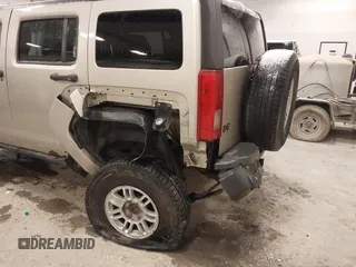 2007 Hummer H3 SUV with VIN 5GTDN13E078250892, listed as a IAAI auction lot 41991208 with 148,283 mi miles. Bid and sale history available at carsss.com. Image 6.