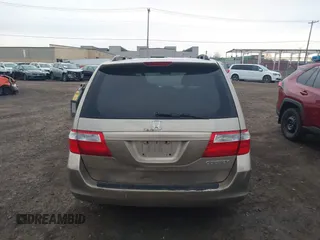 2005 Honda Odyssey EX with VIN 5FNRL38455B115547, listed as a IAAI auction lot 41911371 with 184,150 mi miles. Bid and sale history available at carsss.com. Image 16.
