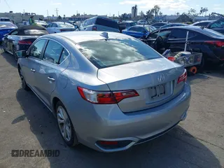 2017 Acura ILX with VIN 19UDE2F32HA002193, listed as a IAAI auction lot 41705093 with 92,811 mi miles. Bid and sale history available at carsss.com. Image 3.