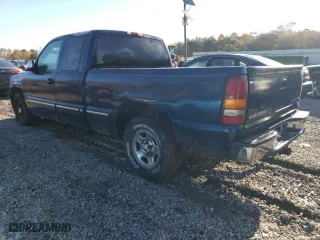 2001 Chevrolet Silverado 1500 LT with VIN 1GCEC19T11Z180375, listed as a Copart auction lot 84170524 with 180,728 mi miles and Salvage Title. Bid and sale history available at carsss.com. Image 2.