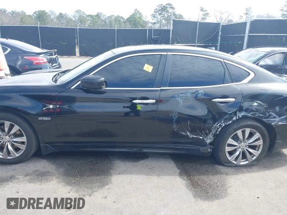 2012 Infiniti M Hybrid with VIN JN1EY1AP3CM910371, listed as a IAAI auction lot 41706126 with 237,749 mi miles and . Bid and sale history available at DreamBid. Image 14.