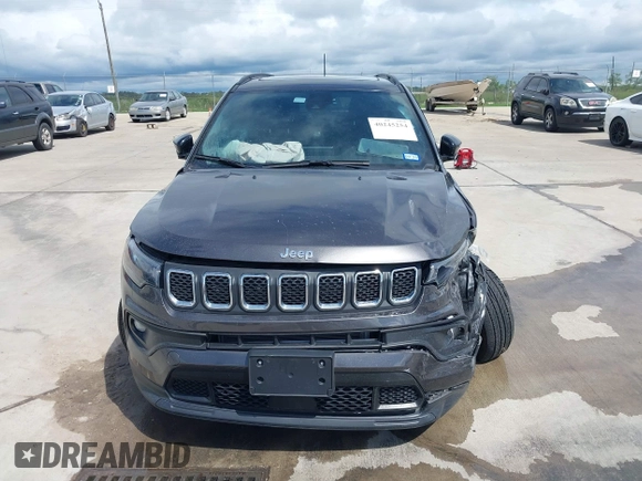 2023 Jeep Compass Latitude Lux с VIN 3C4NJDFN4PT513651, выставлен на аукционе IAAI как лот 40245254 с пробегом 3 545 миль миль и . История ставок и продаж доступна на DreamBid. Изображение 12.