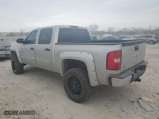2007 Chevrolet Silverado 1500 LTZ with VIN 3GCEK13M17G526406, listed as a Copart auction lot 85466424 with 217,189 mi miles and Salvage Title. Bid and sale history available at carsss.com. Image 2.