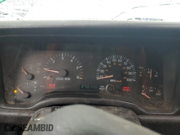 2001 Jeep Cherokee Sport with VIN 1J4FF48S41L611052, listed as a Copart auction lot 59667135 with 270,448 mi miles and Clean title. Bid and sale history available at DreamBid. Image 9.