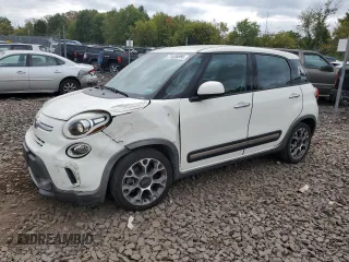 2014 FIAT 500L Trekking with VIN ZFBCFADH1EZ023701, listed as a Copart auction lot 71826844 with 85,849 mi miles and Salvage Title. Bid and sale history available at carsss.com. Image 1.