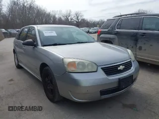 2007 Chevrolet Malibu Maxx LT with VIN 1G1ZT68N57F271847, listed as a IAAI auction lot 41710882 with 156,528 mi miles. Bid and sale history available at carsss.com. Image 1.