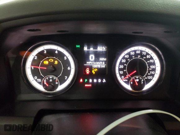 2018 Ram 1500 Express z VIN 1C6RR7FG2JS122611, wystawiony jako Copart lot #48668595 z przebiegiem 139 761 mil mil oraz Szkoda całkowita • Salvage title. Historia ofert i sprzedaży dostępna na DreamBid. Obrazek 9.