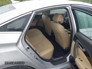 2014 Hyundai Azera Limited с VIN KMHFH4JG1EA424547, выставлен на аукционе IAAI как лот 42352357 с пробегом 47 242 миль миль и . История ставок и продаж доступна на DreamBid. Изображение 8.