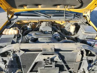 1999 GMC New Sierra 1500 SL with VIN 1GTEC14V1XE519984, listed as a Copart auction lot 49338825 with 304,929 mi miles and Salvage Title. Bid and sale history available at carsss.com. Image 12.