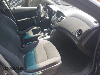2014 Chevrolet Cruze 1LT with VIN 1G1PC5SB2E7288693, listed as a IAAI auction lot 42728884 with 149,050 mi miles and . Bid and sale history available at DreamBid. Image 5.