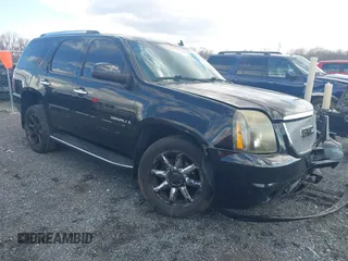 2008 GMC Yukon Denali с VIN 1GKFK63808J211007, выставлен на аукционе IAAI как лот 41878083 с пробегом 228 011 миль миль и . История ставок и продаж доступна на DreamBid. Изображение 1.