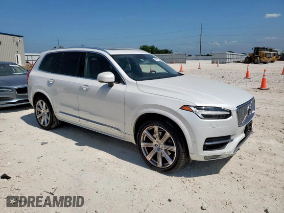 2019 Volvo XC90 Inscription с VIN YV4A22PL2K1445165, выставлен на аукционе Copart как лот 57611615 с пробегом 31 679 миль миль и Списание • Salvage title. История ставок и продаж доступна на DreamBid. Изображение 4.