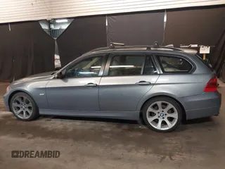 2006 BMW 3 Series 325xi with VIN WBAVT13506KW23509, listed as a IAAI auction lot 41621786 with 196,193 mi miles and . Bid and sale history available at DreamBid. Image 14.