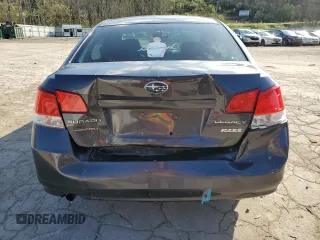 2013 Subaru Legacy 2.5i z VIN 4S3BMBA67D3035859, wystawiony jako Copart lot #52052765 z przebiegiem 197 732 mil mil oraz Szkoda całkowita • Salvage title. Historia ofert i sprzedaży dostępna na DreamBid. Obrazek 6.