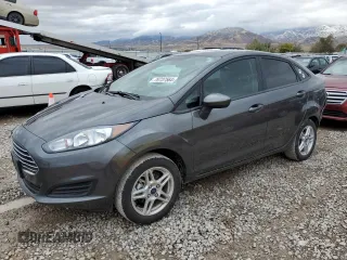 2018 Ford Fiesta SE z VIN 3FADP4BJ1JM115298, wystawiony jako Copart lot #76737564 z przebiegiem Nie podano mil oraz Szkody całkowita. Historia ofert i sprzedaży dostępna na DreamBid. Obrazek 1.
