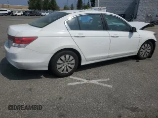 2011 Honda Accord LX z VIN 1HGCP2F30BA056346, wystawiony jako Copart lot #59179175 z przebiegiem 155 307 mil mil oraz Szkoda całkowita • Salvage title. Historia ofert i sprzedaży dostępna na DreamBid. Obrazek 3.