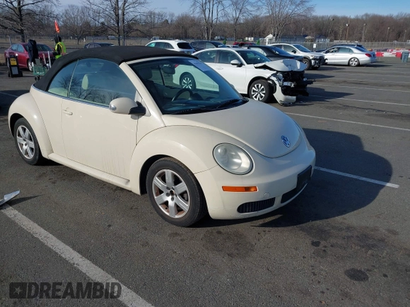 2007 Volkswagen Beetle with VIN 3VWRF31Y47M404273, listed as a IAAI auction lot 41694528 with 125,070 mi miles and . Bid and sale history available at DreamBid. Image 1.