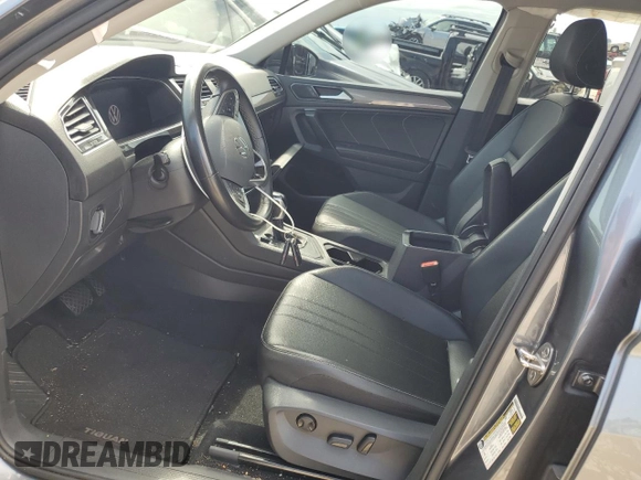 2022 Volkswagen Tiguan SE z VIN 3VV3B7AX6NM138384, wystawiony jako Copart lot #56172065 z przebiegiem 45 074 mil mil oraz Szkoda całkowita • Salvage title. Historia ofert i sprzedaży dostępna na DreamBid. Obrazek 7.