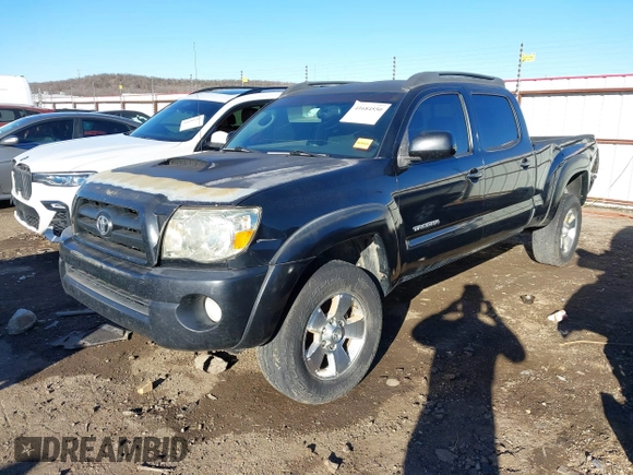 2006 Toyota Tacoma with VIN 3TMMU52N26M002740, listed as a IAAI auction lot 41684550 with 250,012 mi miles and . Bid and sale history available at DreamBid. Image 17.