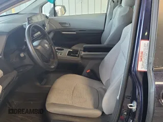 2022 Toyota Sienna LE с VIN 5TDKSKFC8NS070785, выставлен на аукционе IAAI как лот 42564790 с пробегом 110 993 миль миль и . История ставок и продаж доступна на DreamBid. Изображение 2.